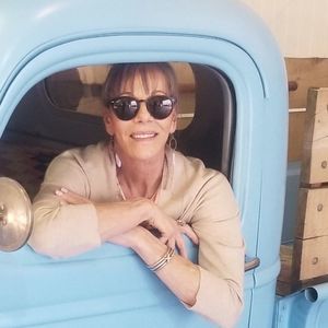 Meet your Posher, Lori